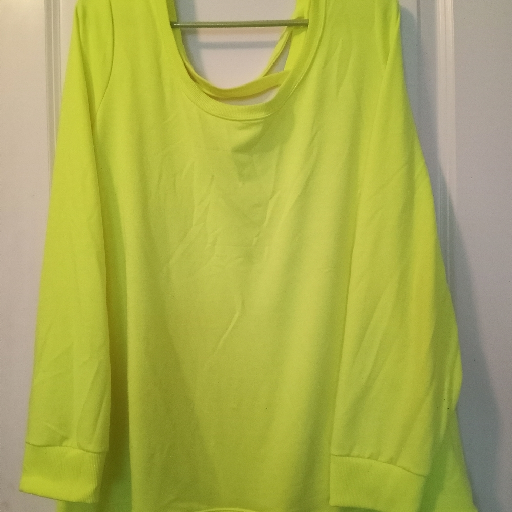 Torrid size 4 razor back long sleeve top
